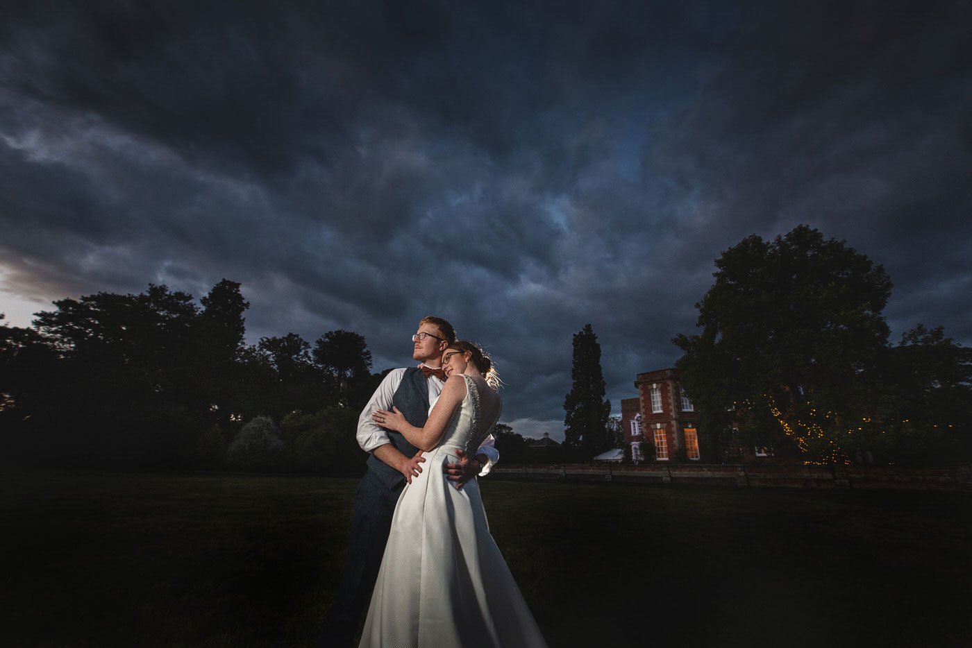 ISCOYD PARK WEDDING PHOTOGRAPHY